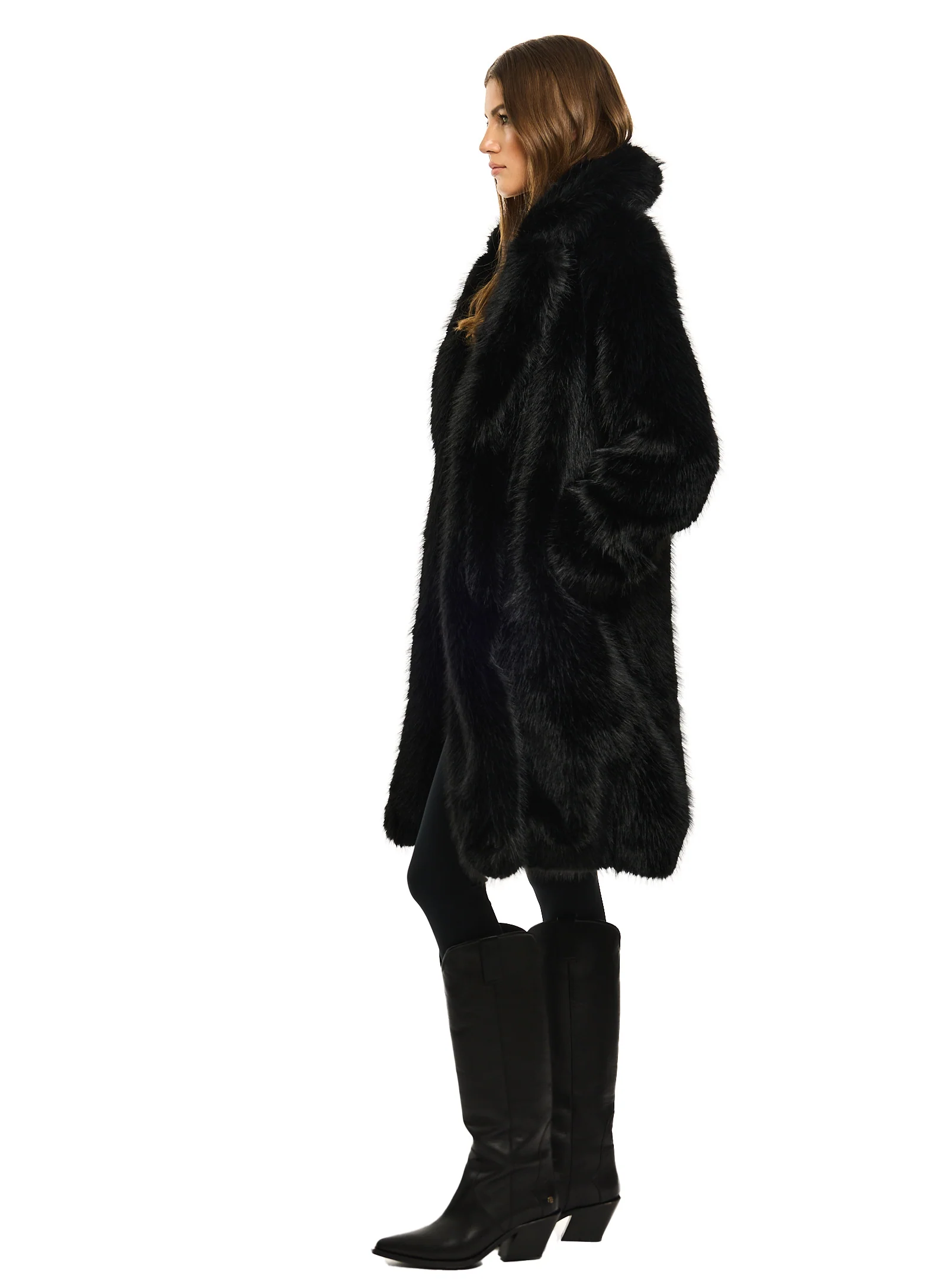 GOLDIE - Image 10