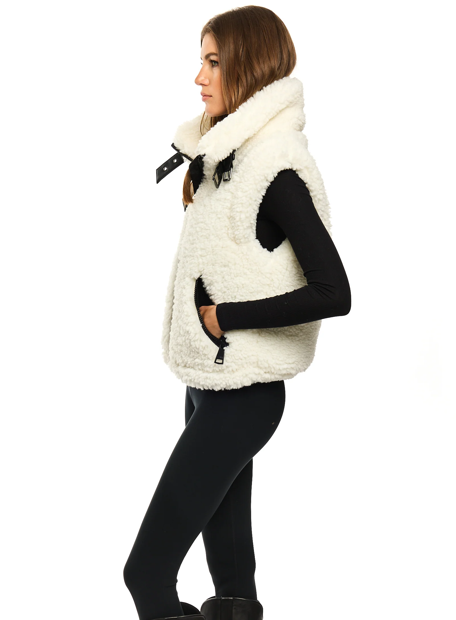 SHERPA VEST - Image 13